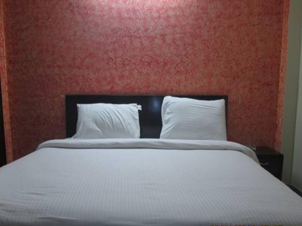 Charanpahari Hotel New Delhi Kamer foto